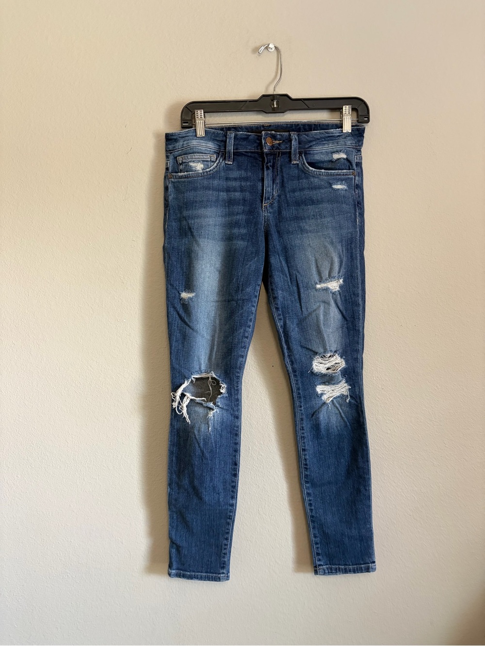 Joe’s Jeans Distressed Skinny Ankle denim size  27